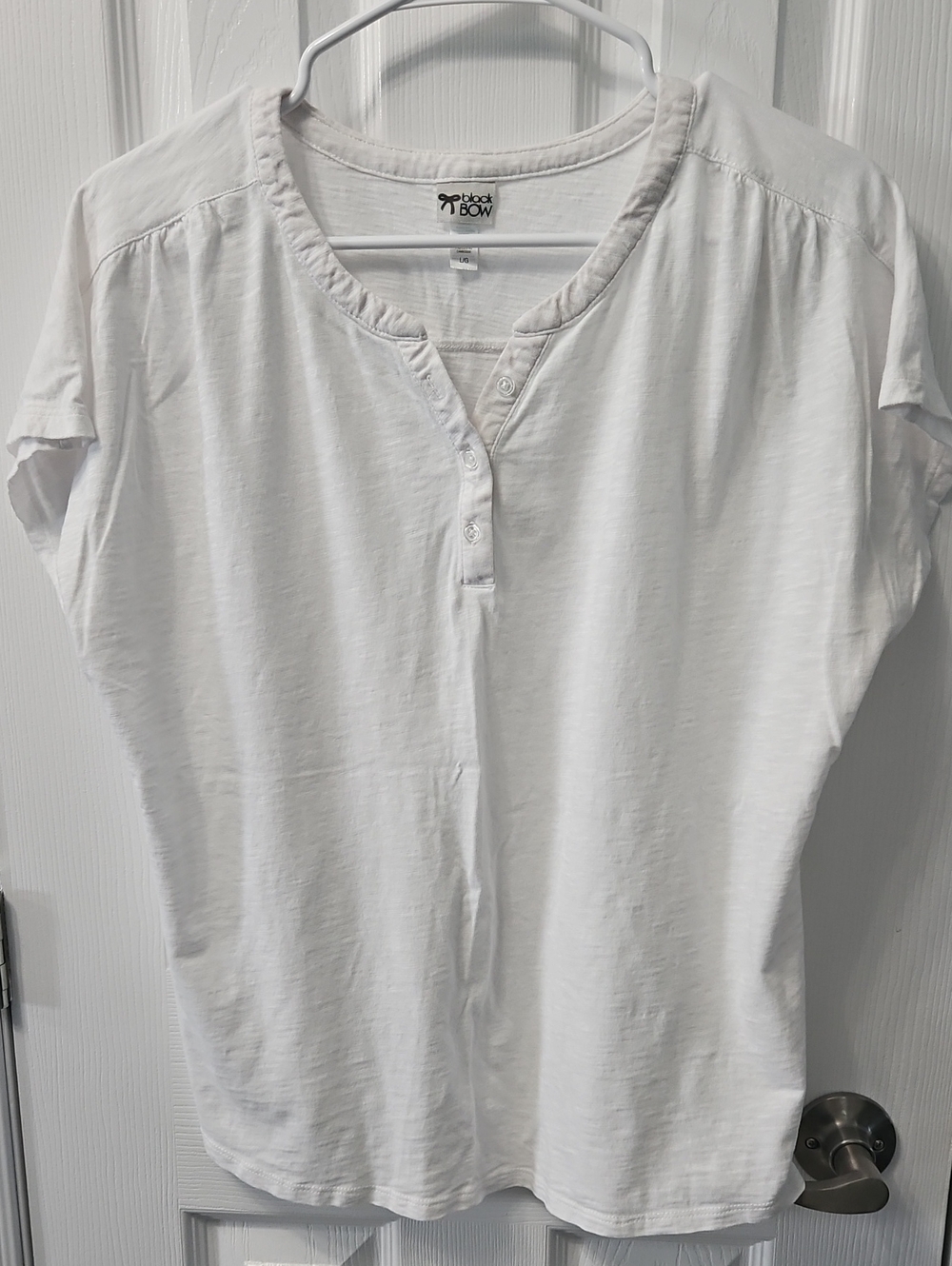 Black Bow Top Size Large Color White